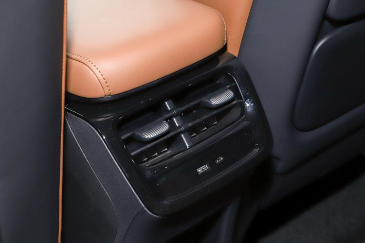 Фото машины 667