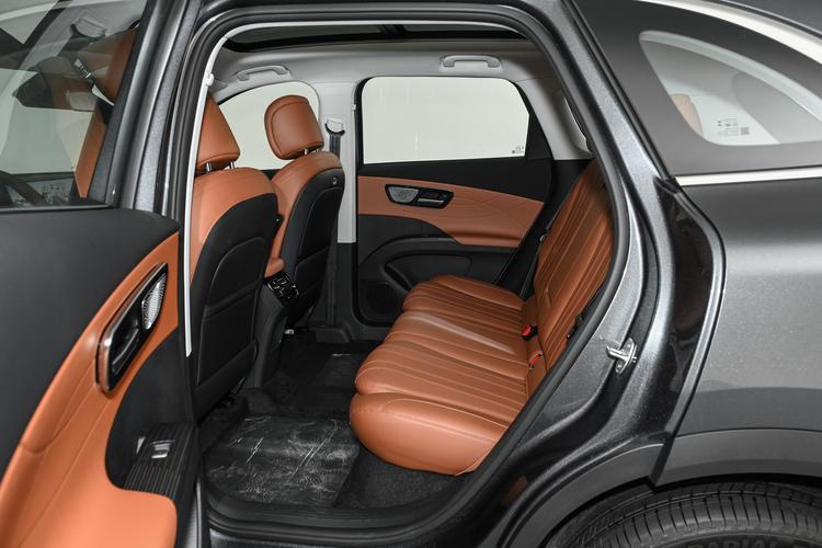 Фото машины 693