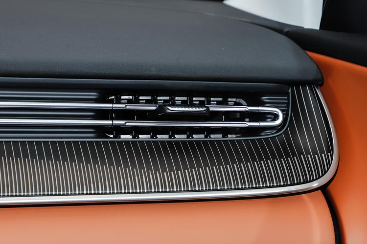 Фото машины 556