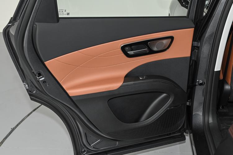 Фото машины 708