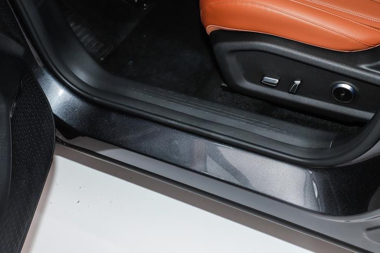 Фото машины 702