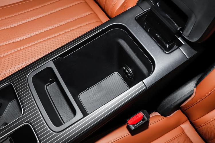 Фото машины 736