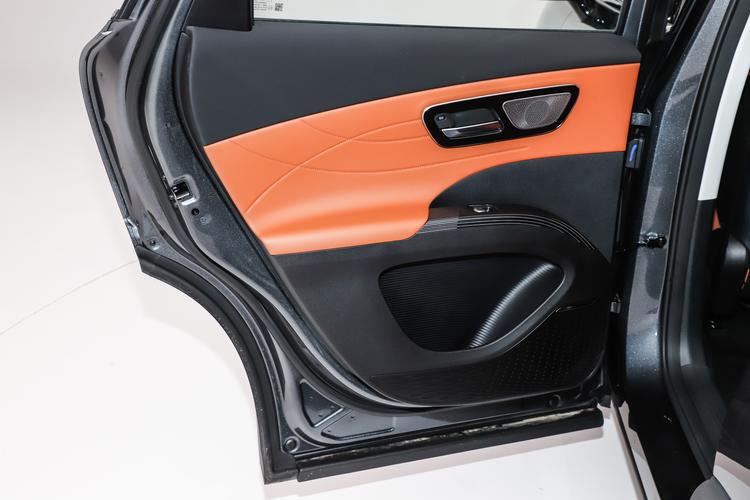 Фото машины 709