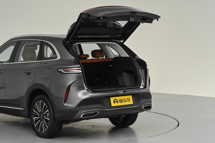 Фото машины 618