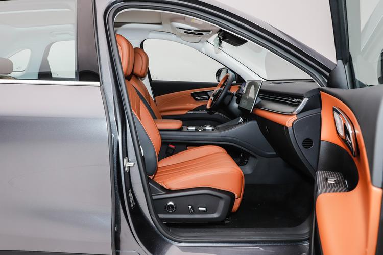 Фото машины 718