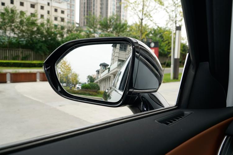 Фото машины 10