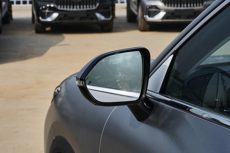 Фото машины 348