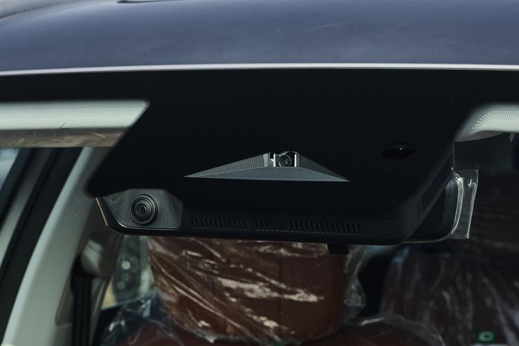 Фото машины 300