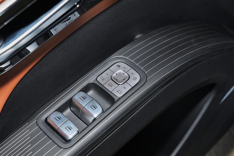 Фото машины 488