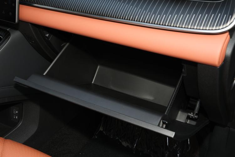 Фото машины 400