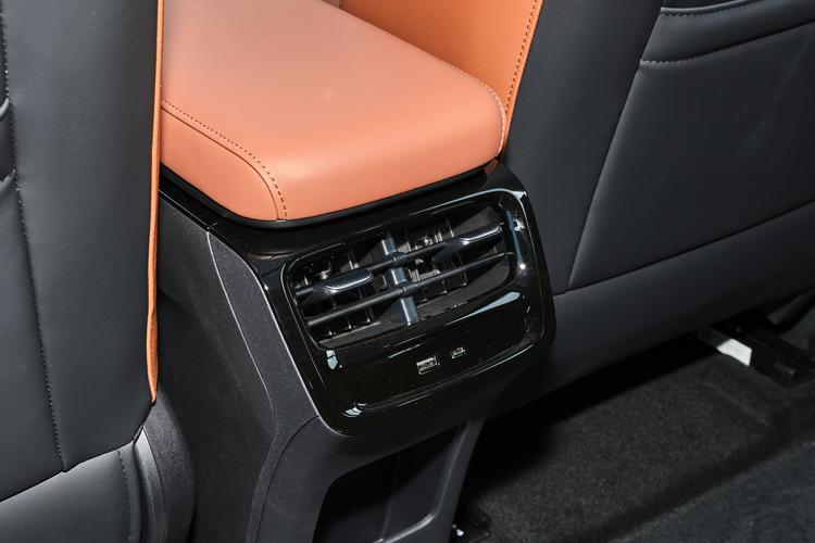 Фото машины 495