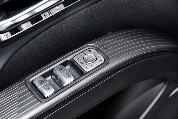 Фото машины 84