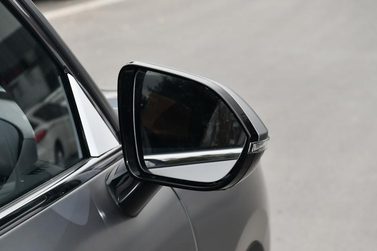 Фото машины 206