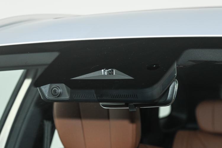 Фото машины 216