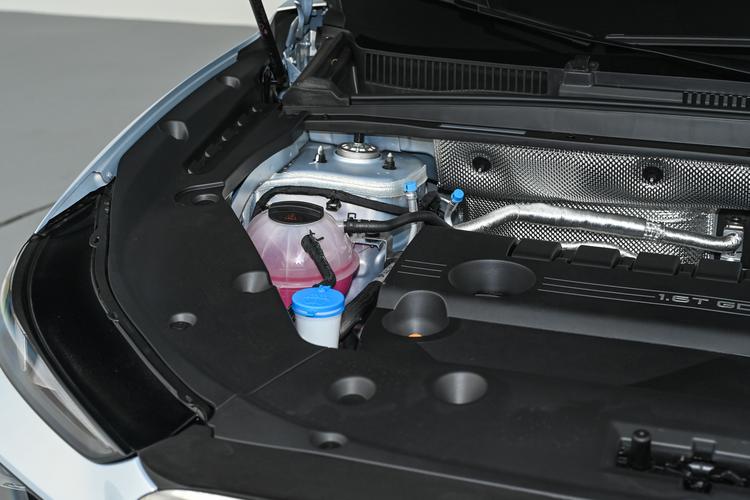 Фото машины 308