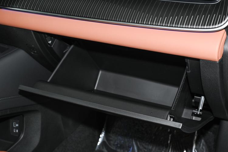 Фото машины 374