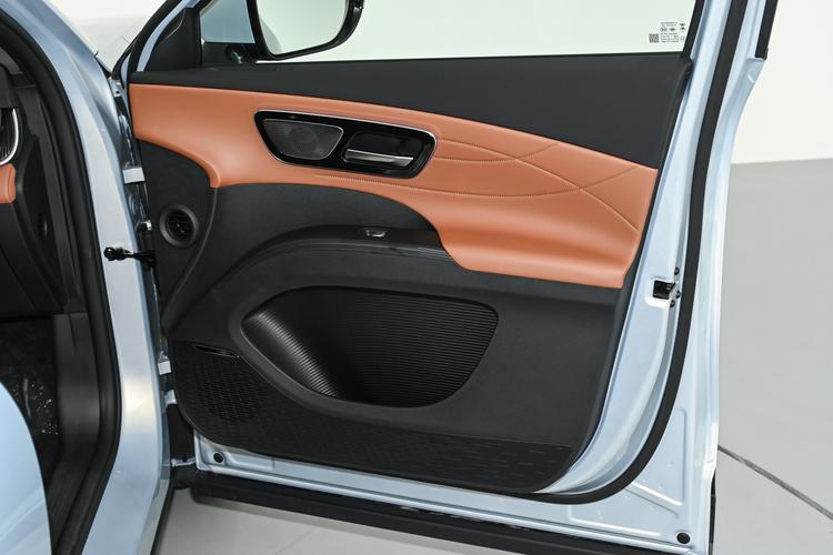 Фото машины 558