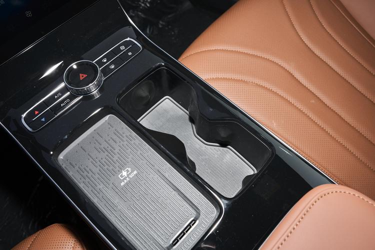 Фото машины 569