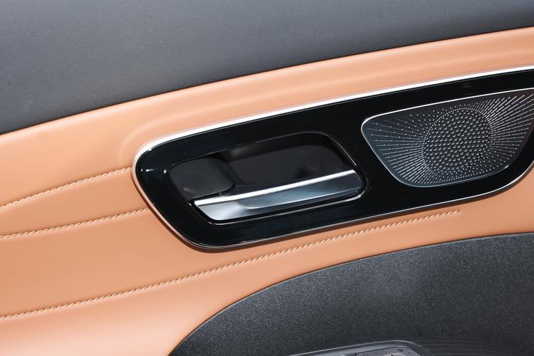 Фото машины 528