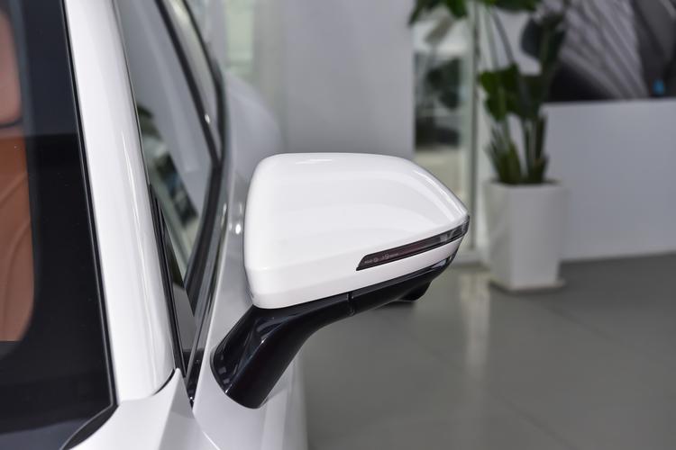 Фото машины 166