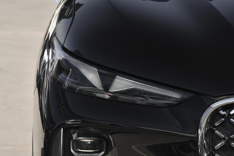 Фото машины 206