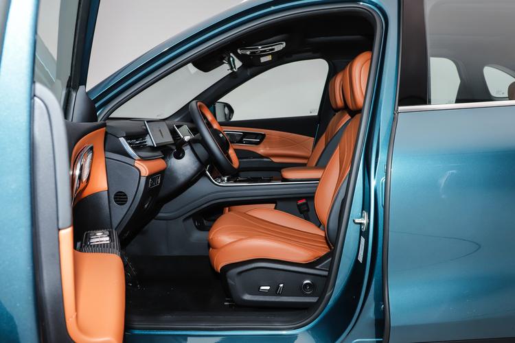 Фото машины 400