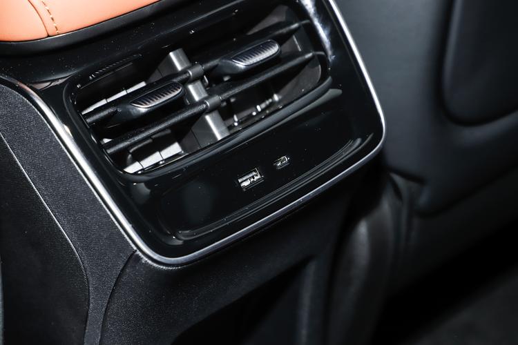 Фото машины 405