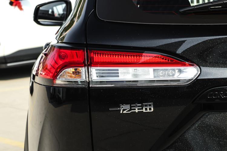 Фото машины 33