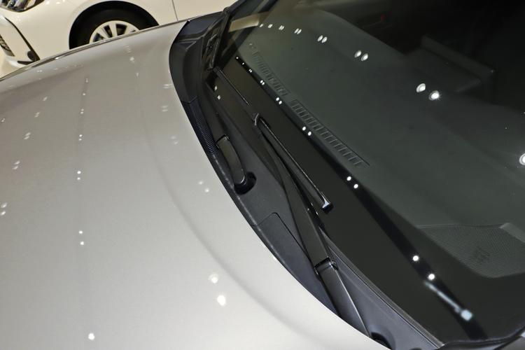 Фото машины 208