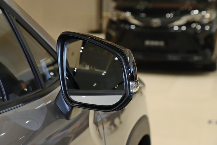 Фото машины 144