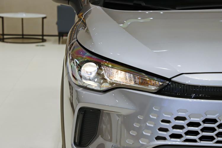 Фото машины 211