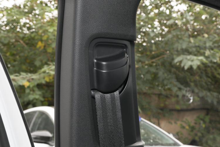 Фото машины 302