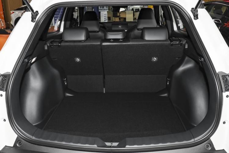 Фото машины 370