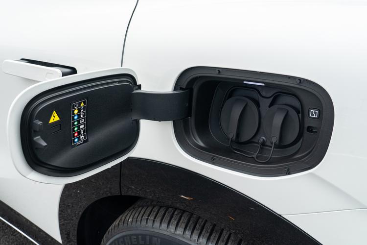 Фото машины 124