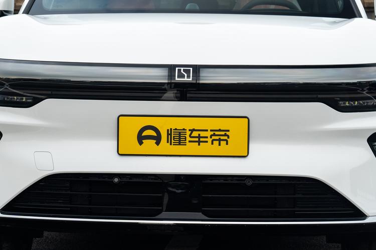 Фото машины 24