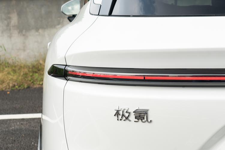 Фото машины 102