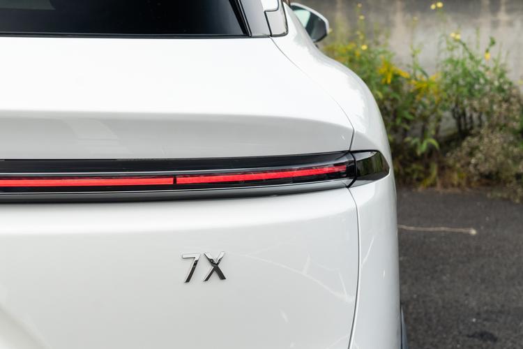 Фото машины 84