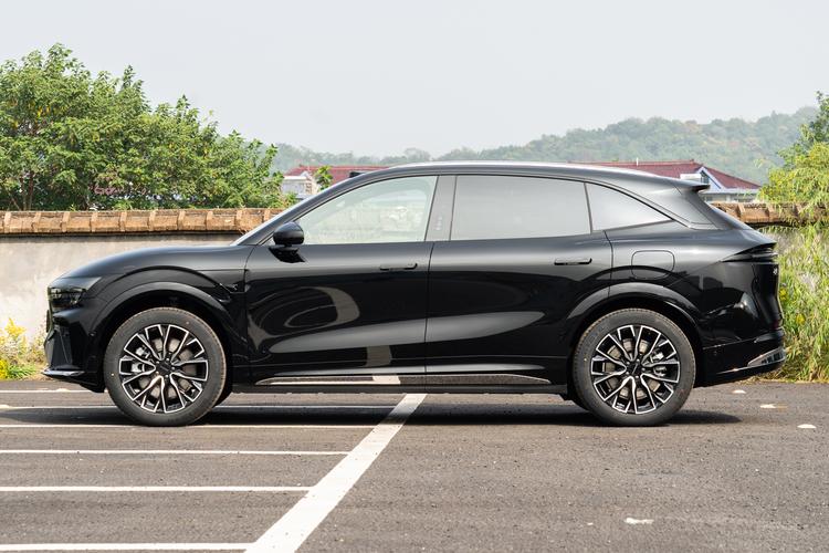 Фото машины 143