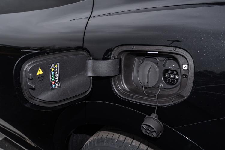 Фото машины 260