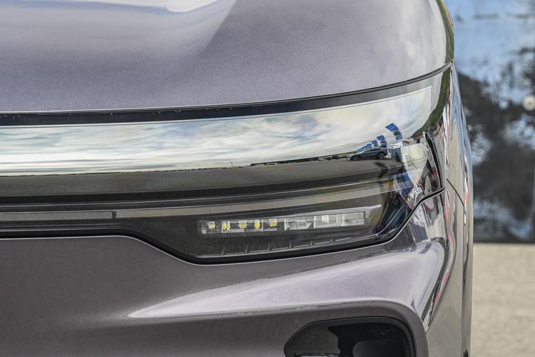 Фото машины 216