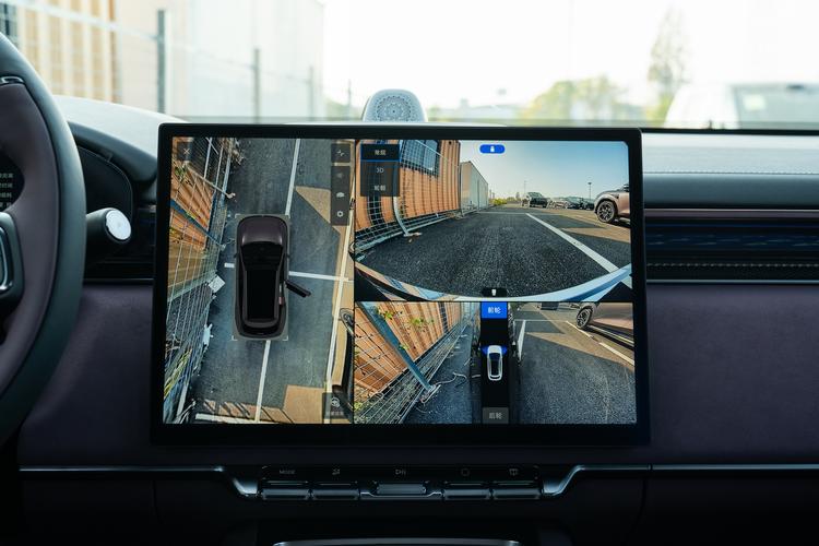 Фото машины 322