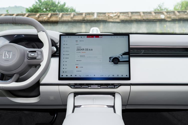 Фото машины 390