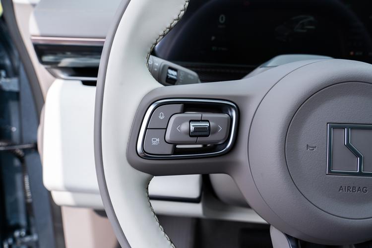 Фото машины 324