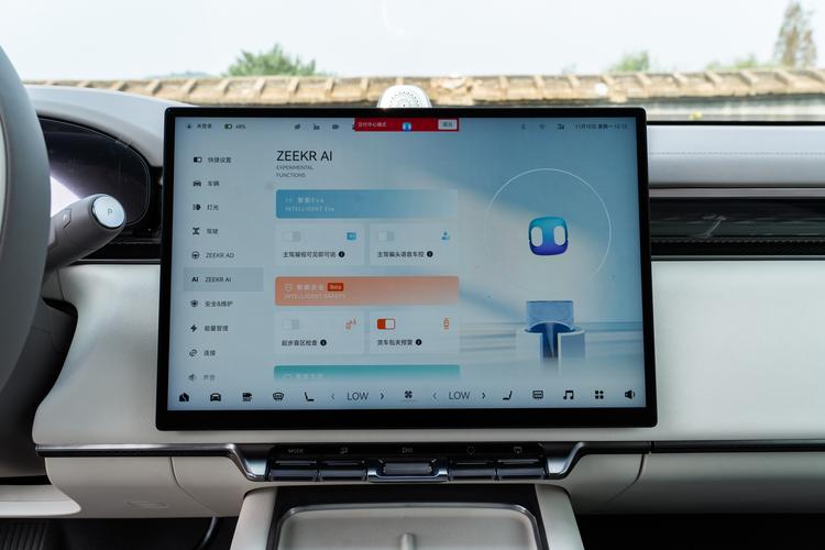 Фото машины 304