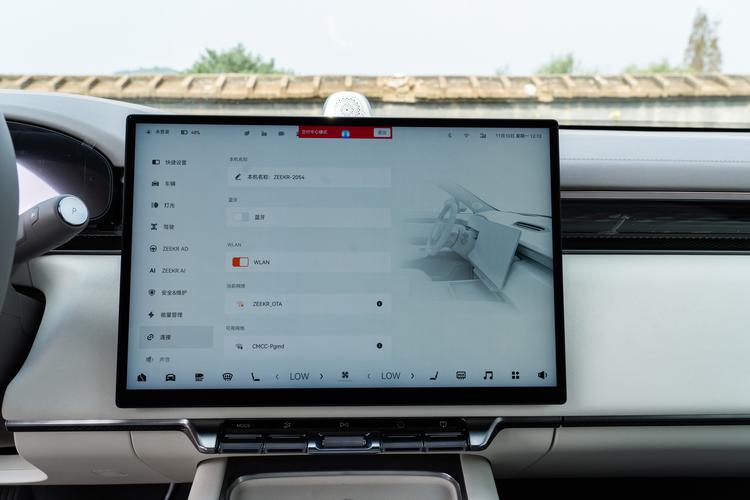 Фото машины 435