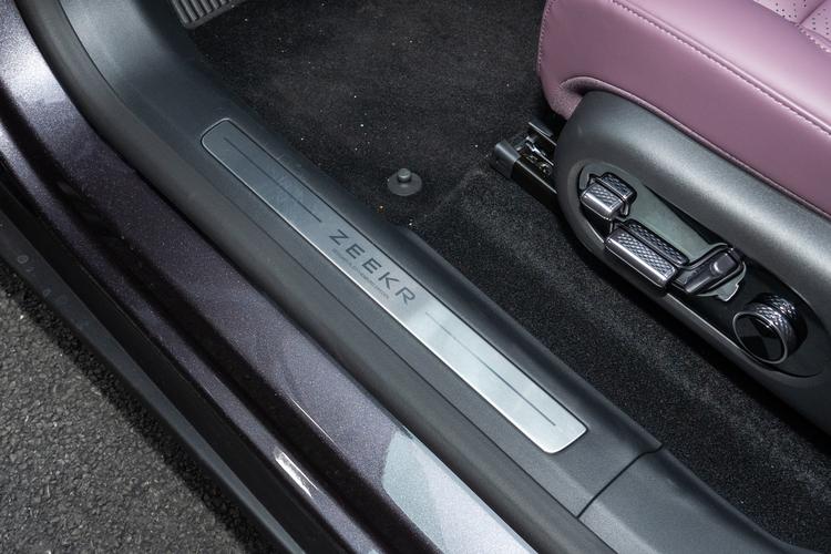 Фото машины 492