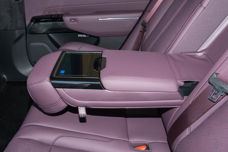 Фото машины 438