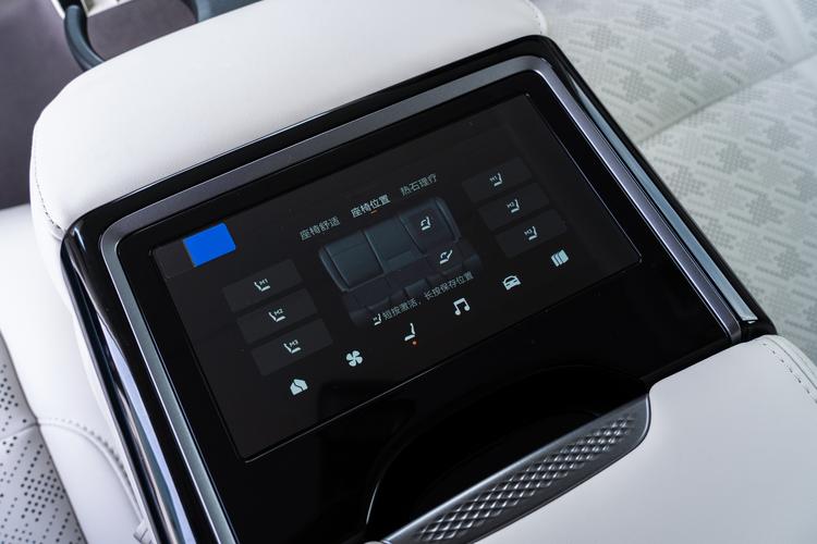 Фото машины 551