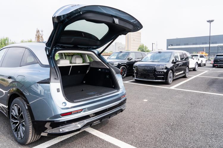 Фото машины 484