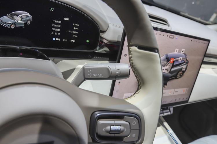 Фото машины 639